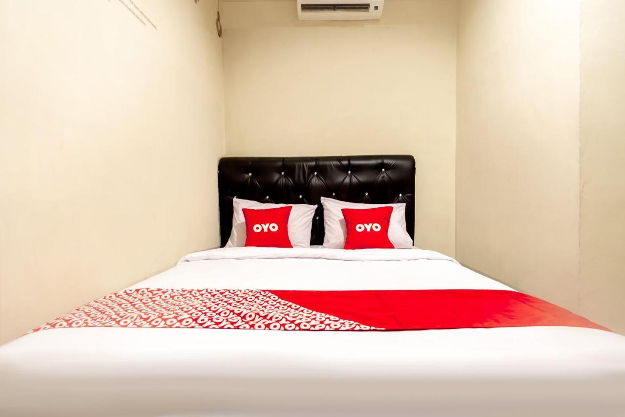 Oyo 2076 Oxy Art Boarding House Hotel Medan Exterior photo